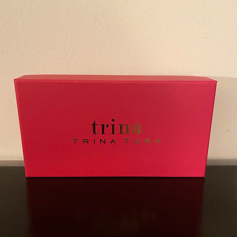 Women’s NWT Trina Turk Wallet - Picture 7 of 7